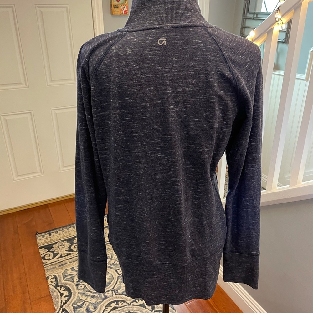 Versatile track jacket - Picture 2 of 5
